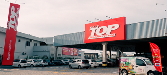Rede TOP inaugura nova loja em Penha (SC) com investimento de R$ 12 milhões